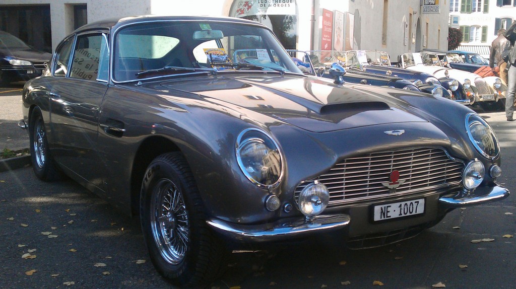 Aston Martin DB6 Volante